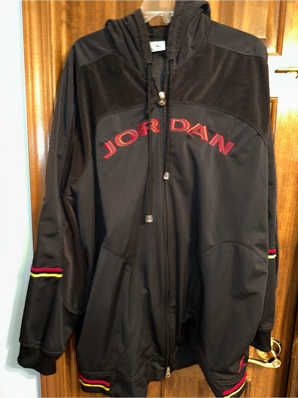 Vintage Jordan Black Hooded Zip Jacket with Red Logo and Stripe Accents